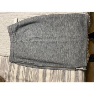 Gray, zippered skirt from Nordstrom’s.  Tags still on!  Never worn!